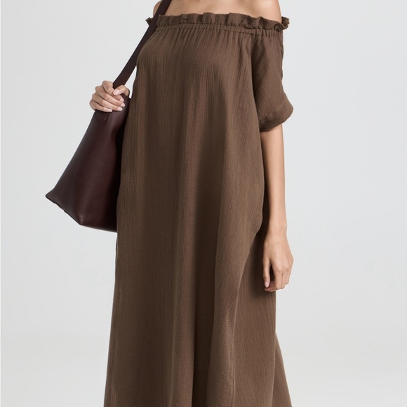 Mikoh Dresses & Skirts - Mikoh Mirakami Off-Shoulder Maxi Dress in Komi sz M